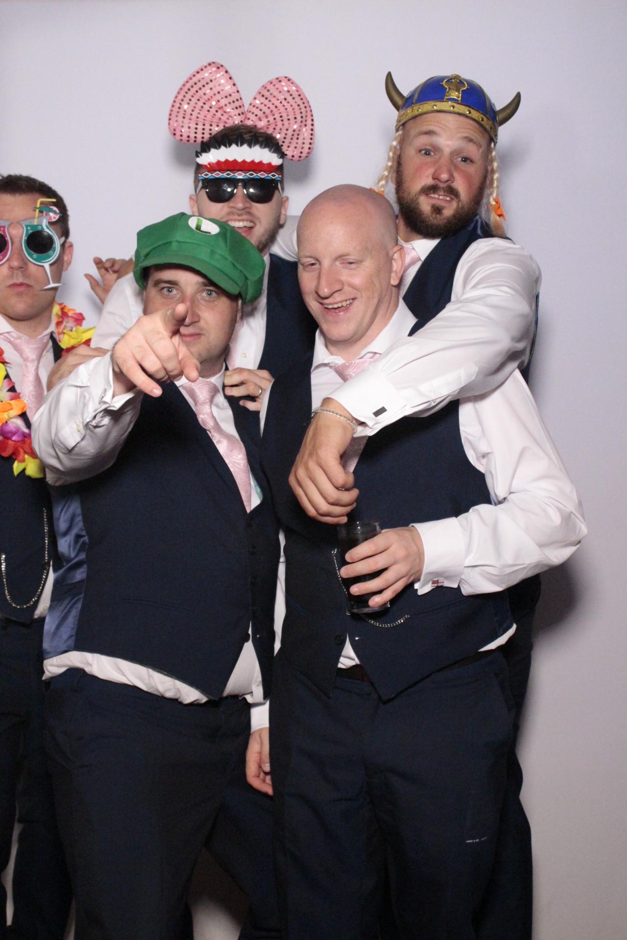 Gemma & Scott's Wedding | View more photos from the event at gallery.myphotoboothexperience.co.uk/u/MyPhotoBoothExperienceLtd/Gemma-Scotts-Wedding